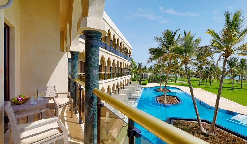 al bustan junior suite 4